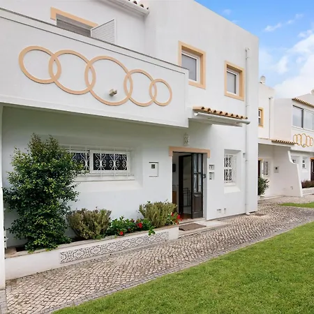 Oura Southvilla Algarve Feriehus *
