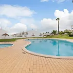 Oura Southvilla Algarve אלבופיירה