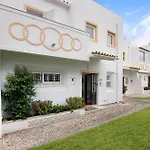 Oura Southvilla Algarve בית נופש *
